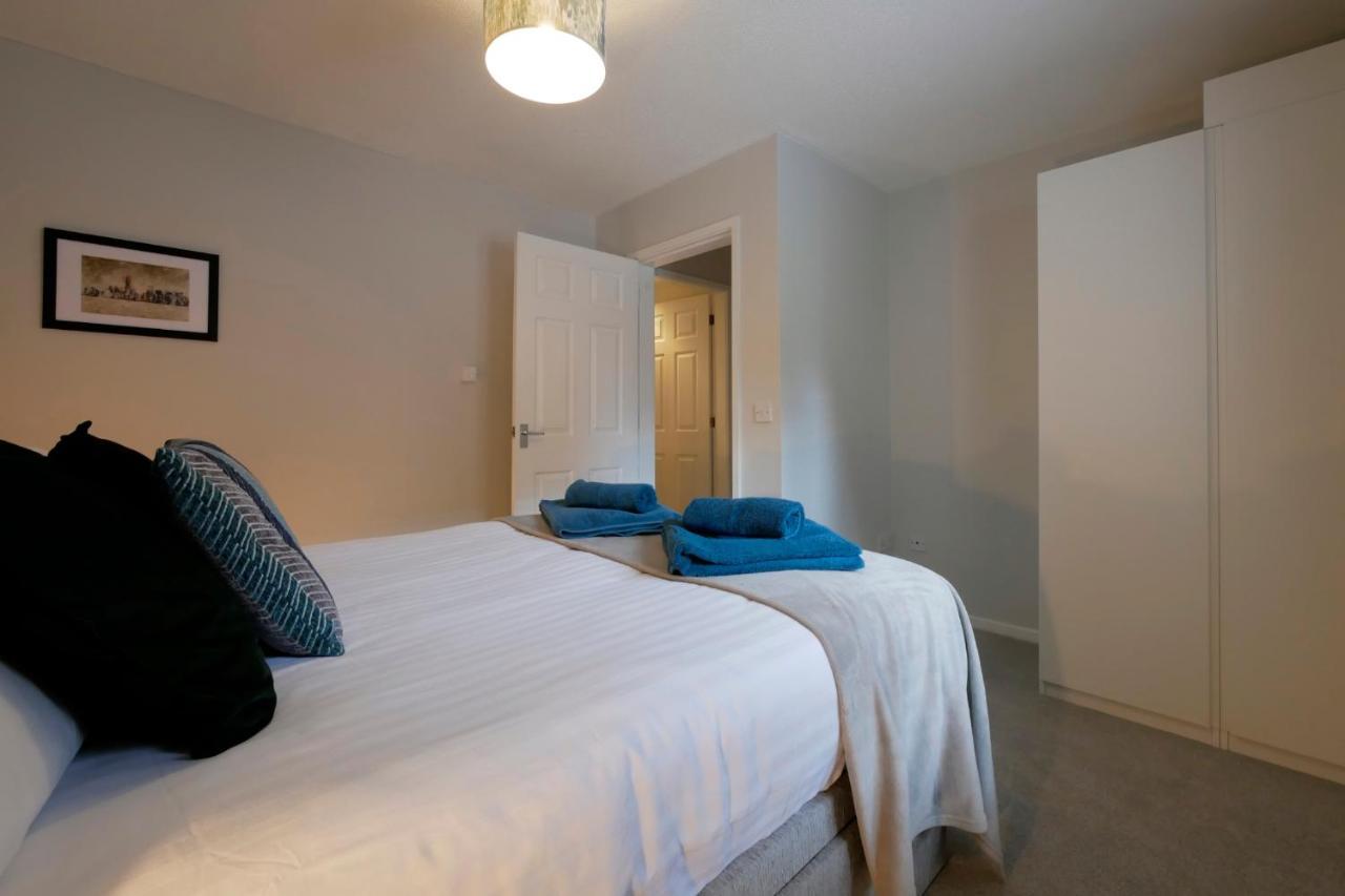 Crewe Short Lets 6 Victoria Court, Crewe Apartment Bagian luar foto